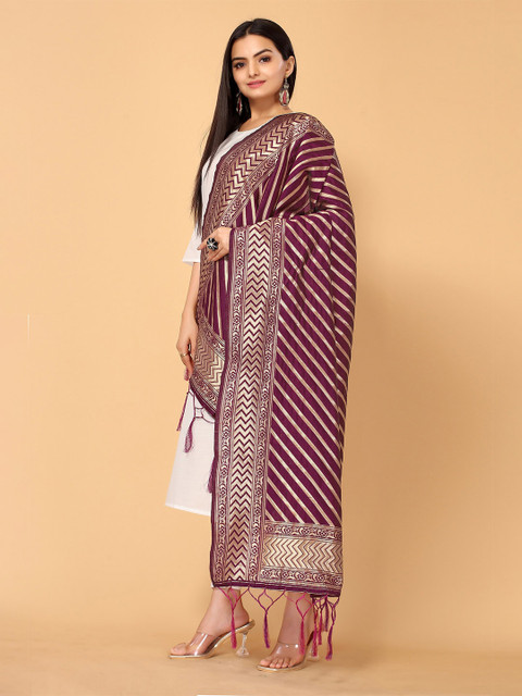 

Sangria Women Purple Dupatta
