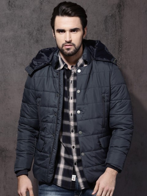 

Roadster Men Blue Solid Puffer Jacket