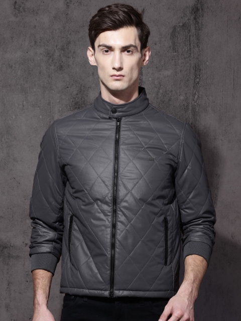 

Roadster Men Grey Self-Design Quilted Jacket