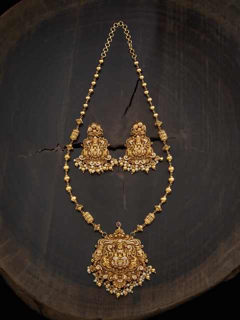 

Kushal's Fashion Jewellery Green & Gold-Plated Temple Jewelry Set, Red