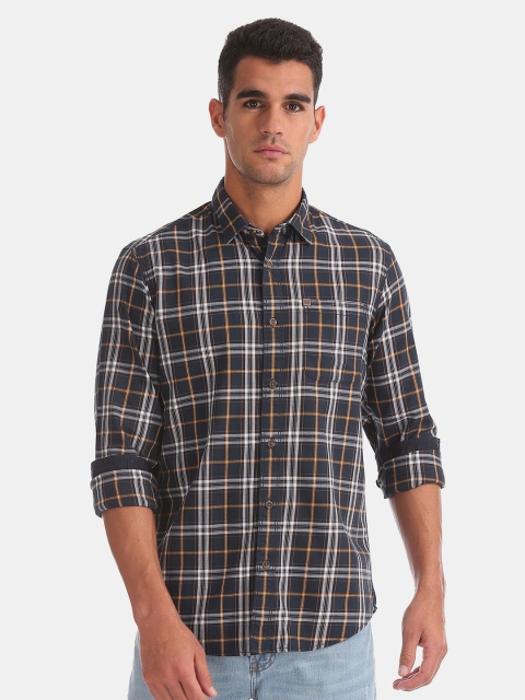 

Arrow Blue Jean Co Men Blue Tartan Checks Checked Casual Shirt