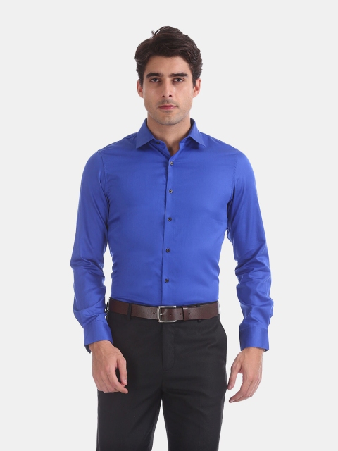 

Excalibur Men Blue Slim Fit Casual Shirt