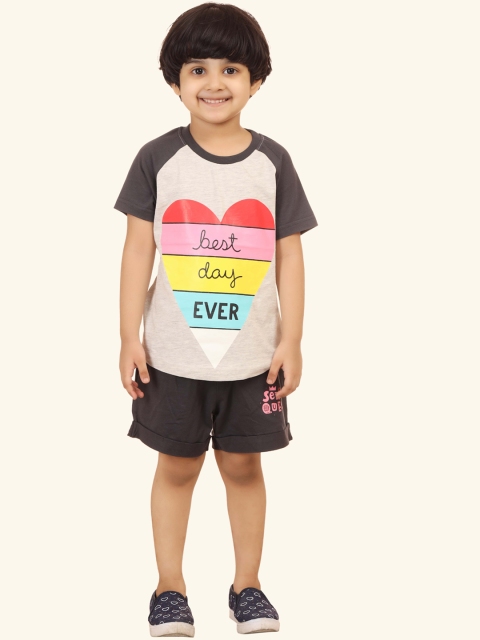 

minnow Girls Grey & Pink Printed Night suit