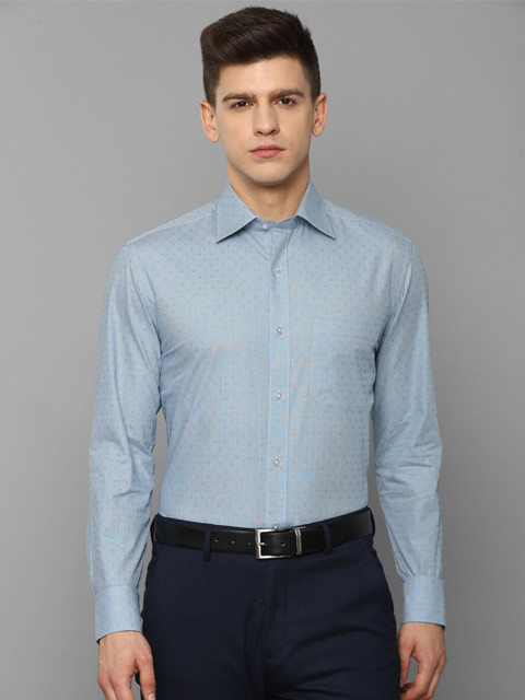 

Louis Philippe Men Blue Checked Formal Shirt