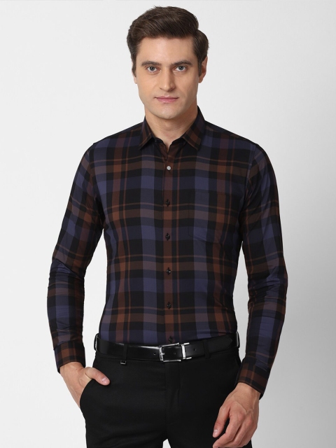 

Van Heusen Men Black Slim Fit Checked Formal Shirt