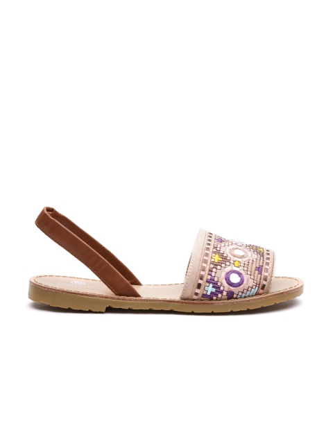 

Carlton London Women Multicoloured Woven Design Flats, Multi