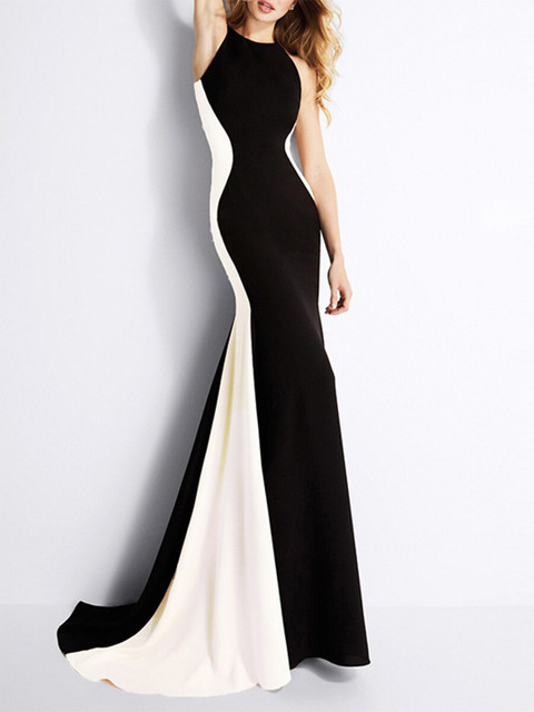 

URBANIC Black & magnolia Maxi Dress