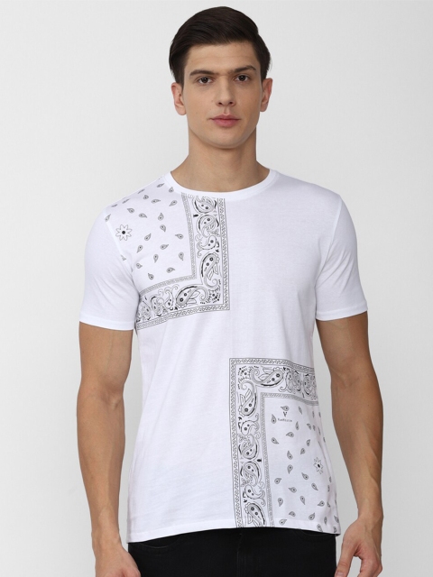 

V Dot Men White Typography Printed Slim Fit T-shirt