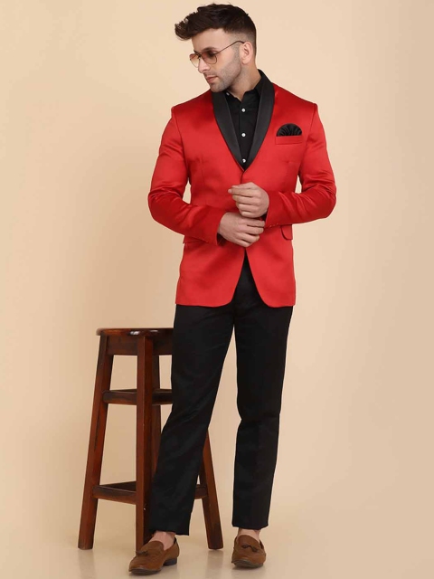 

TAHVO Men Red Solid Single Breasted Blazers