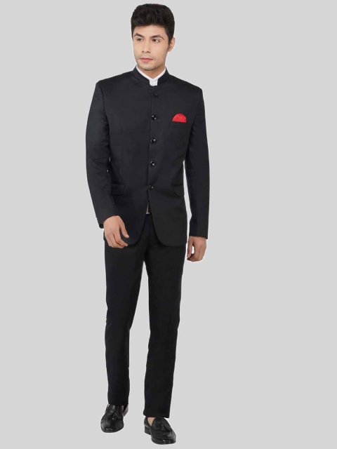 

TAHVO Men Black Mandarin Collar 2-Piece Suit