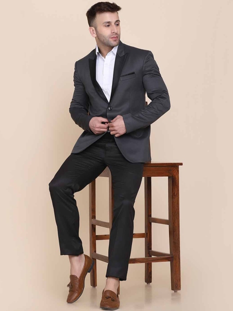 

TAHVO Men Charcoal Grey Single-Breasted 2-Piece Suit