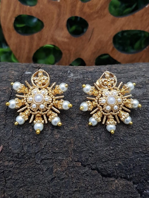 

GRIIHAM White Contemporary Studs Earrings