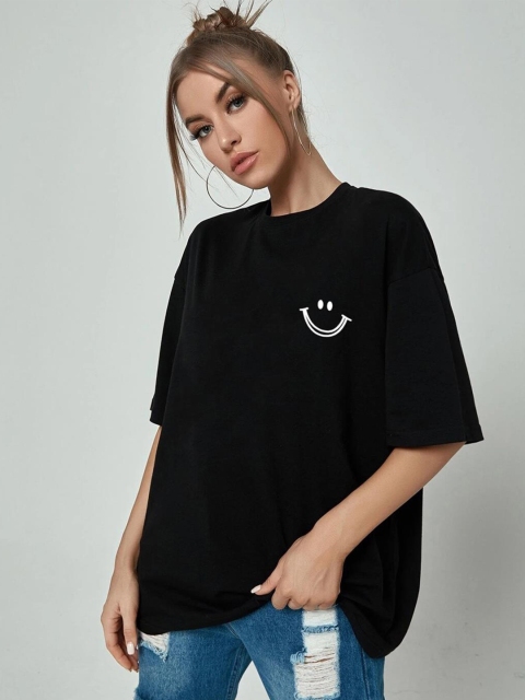 

Kotty Women Black Applique Loose T-shirt