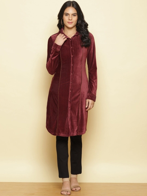 

Lakshita Women Maroon Thread Work Velvet Pathani Kurta