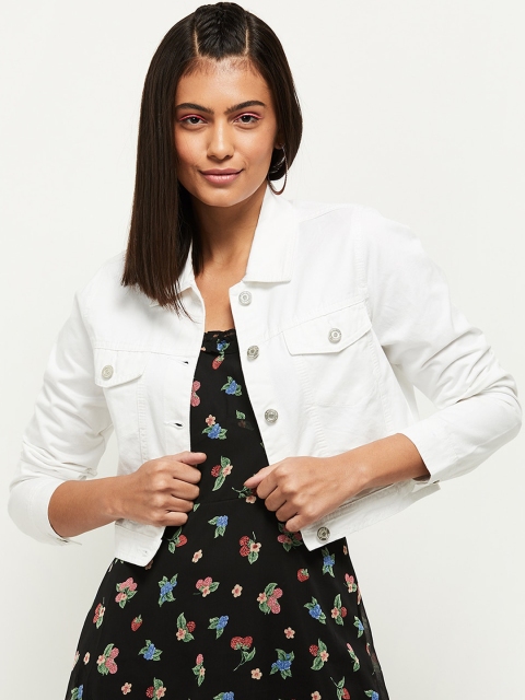 

max Women White Washed Crop Denim Jacket with Patchwork