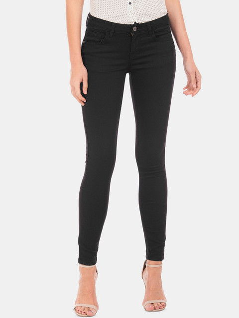 

Newport Women Black Slim Fit Jeans