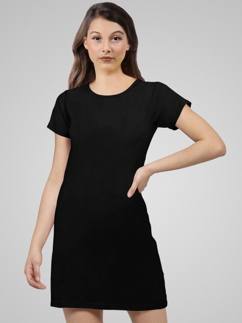 

Pootlu Women Black T-shirt