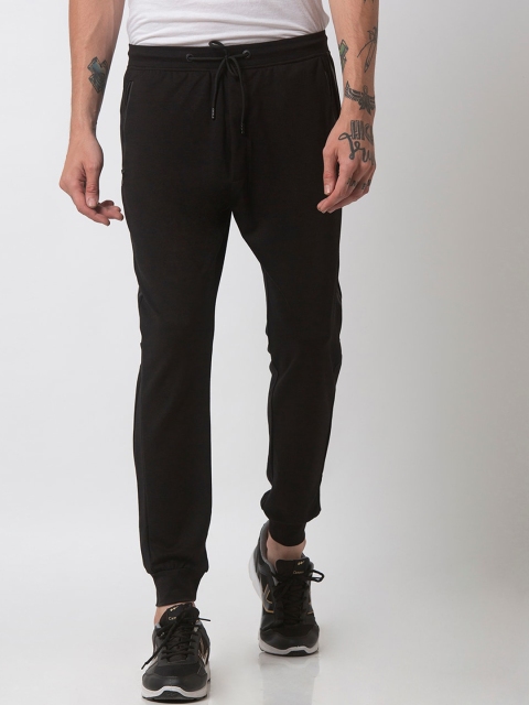 

Status Quo Men Black Solid Cotton Slim-Fit Joggers