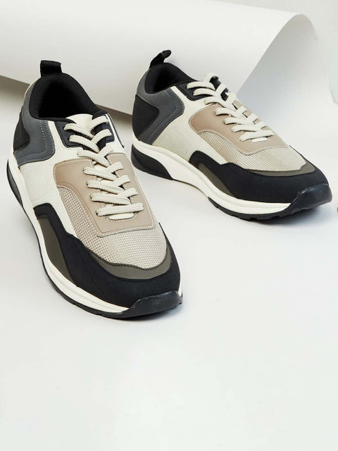 

max Men Black Colourblocked PU Sneakers