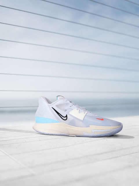 

Nike Men Lavender KYRIE LOW 5 EP Basketball Shoes