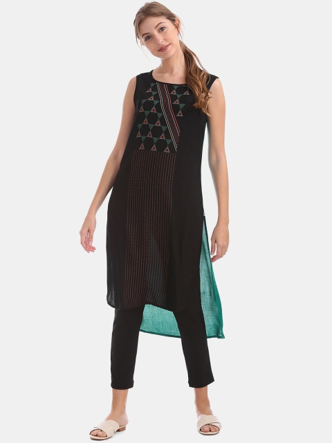 

Karigari Women Black Embroidered Thread Work Kurta