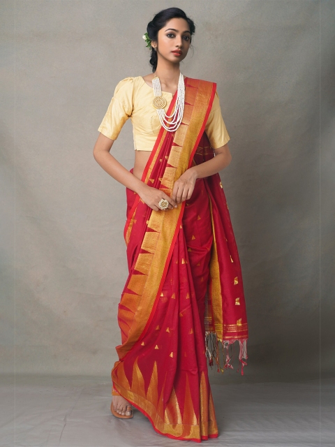 

Unnati Silks Maroon & Gold-Toned Woven Design Zari Pure Linen Jamdani Saree