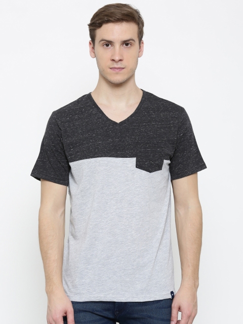 

Fame Forever by Lifestyle Men Grey Colourblocked V-Neck T-shirt
