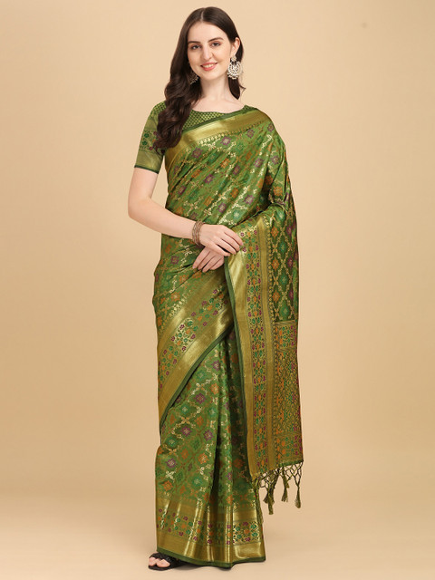 

awesome Fluorescent Green & Purple Woven Design Zari Pure Silk Banarasi Saree