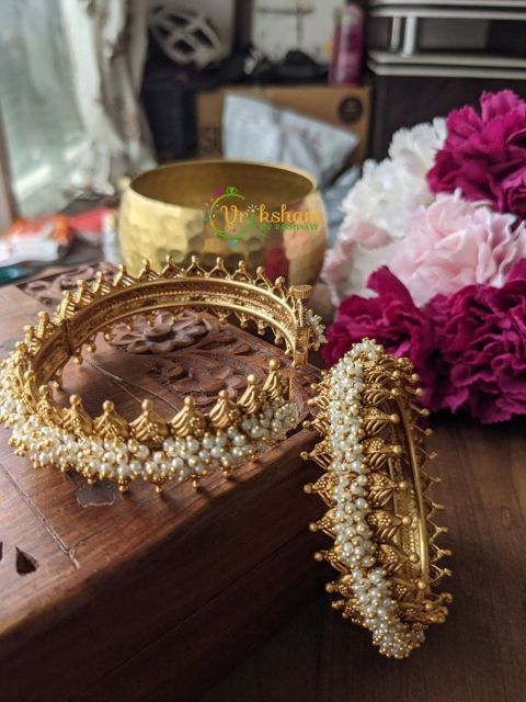 

Vriksham Set Of 2 Copper-Plated Pearl Antique Temple Bangles
