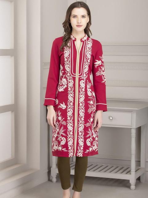 

Lakshita Women Pink Geometric Printed Thread Work Kurta