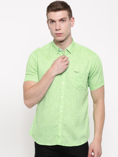 

Pepe Jeans Men Green Regular Fit Solid Casual Shirt