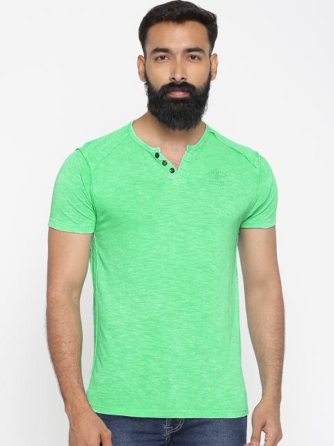 

Pepe Jeans Men Green Solid Henley Neck Pure Cotton T-shirt