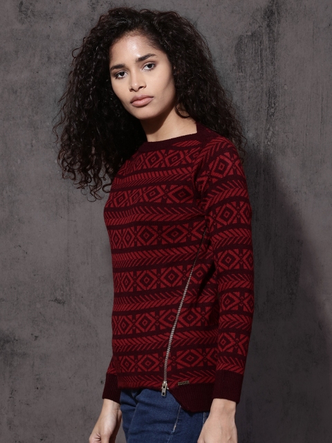 

Roadster Women Maroon & Red Self-Design Pullover
