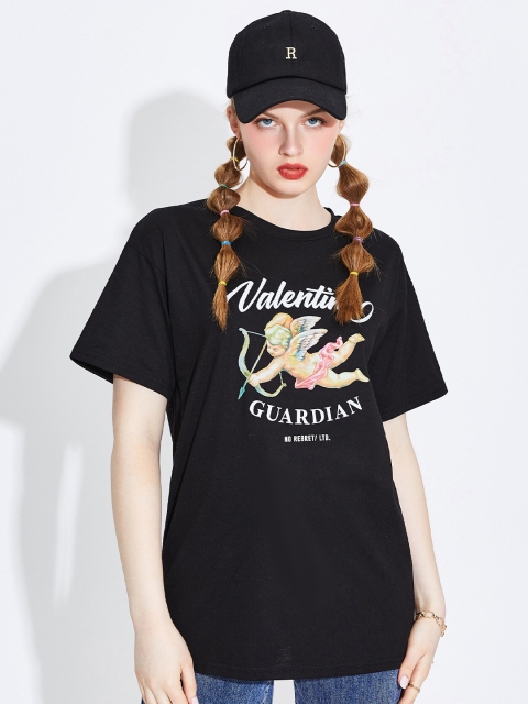 

URBANIC Women Black & raisin black Typography Printed T-shirt