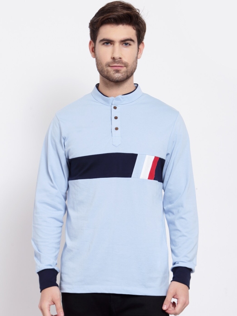 

Kalt Men Blue & space cadet Colourblocked Mandarin Collar Applique T-shirt