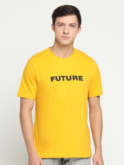 

R&B Men Yellow Raw Edge Slim Fit T-shirt