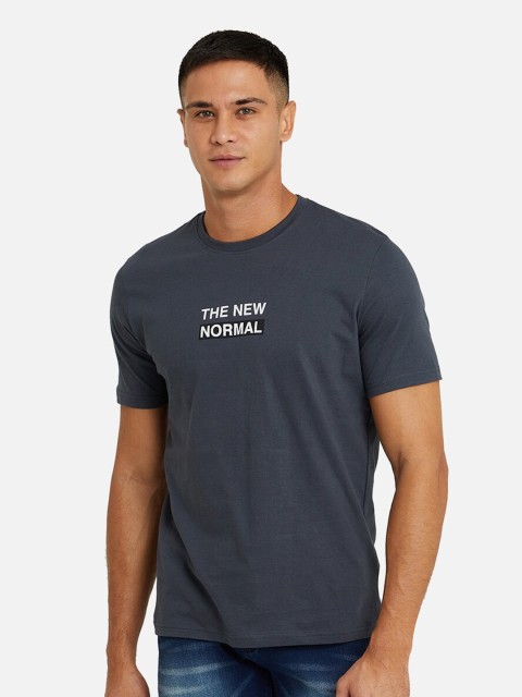 

R&B Men Green Raw Edge Slim Fit T-shirt