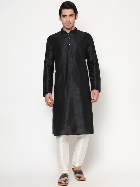 

Endues Men Black Jacquard Kurta