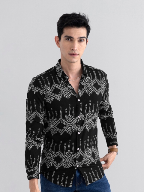 

Snitch Men Black Slim Fit Printed Casual Shirt