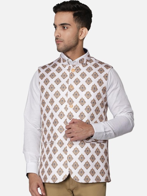 

Callino London Men Cream-coloured & Brown Printed Waistcoat