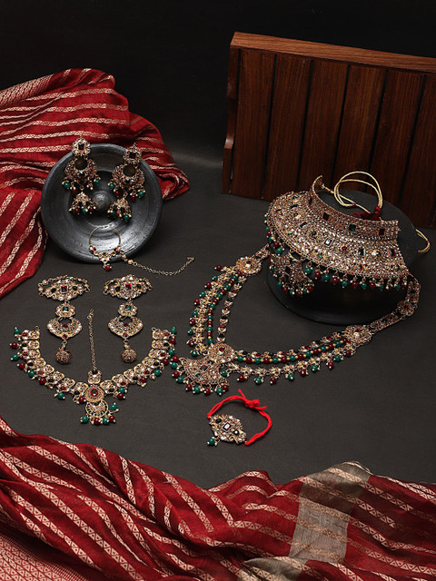 

STEORRA JEWELS Gold-Plated Maroon & Green Kundan Studded Bridal Jewellery Set