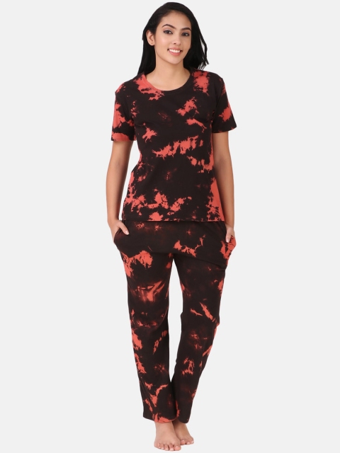 

Masha Women Black & Coral Red Tie & Dye Printed Night Suit