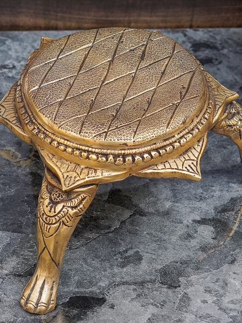 

StatueStudio Gold-Toned Puja Chowki