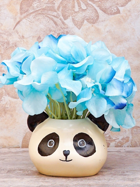 

StatueStudio White & Black Panda Shape Flower Planter