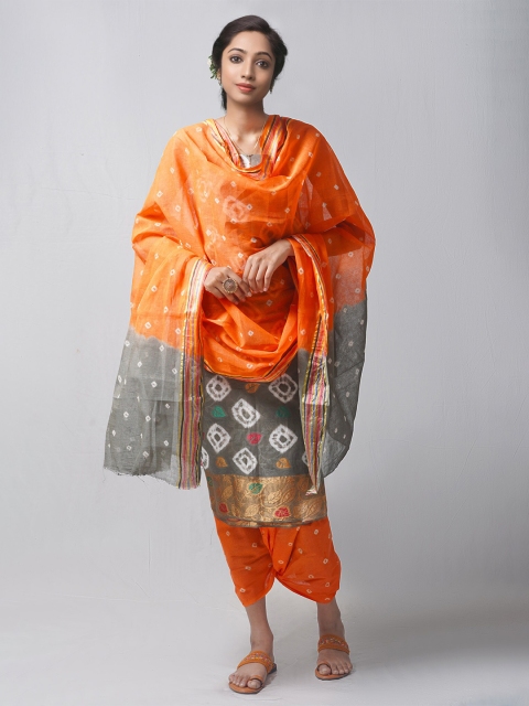 

Unnati Silks Grey & Orange Dyed Pure Cotton Unstitched Dress Material