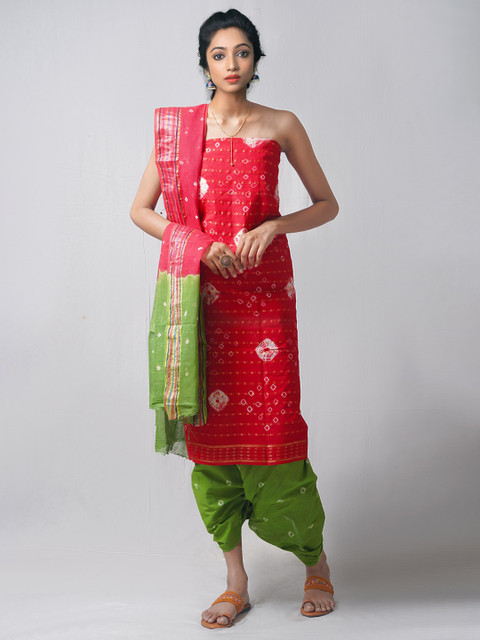

Unnati Silks Red & Green Dyed Pure Cotton Unstitched Dress Material