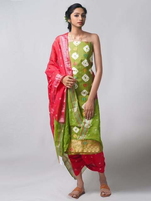 

Unnati Silks Green & Red Dyed Pure Cotton Unstitched Dress Material