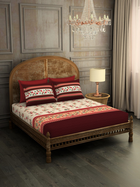 

SPACES Unisex Red Bedsheets