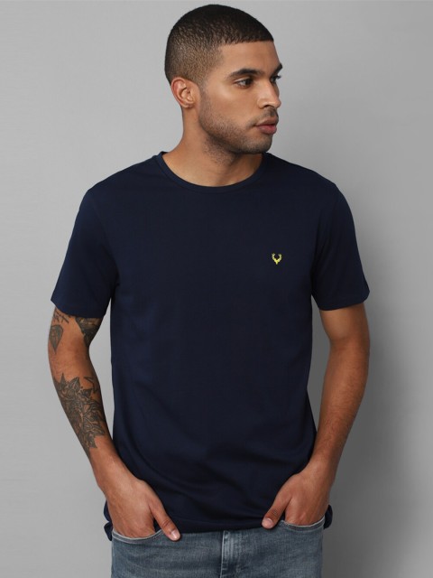 

Allen Solly Men Navy Blue Applique T-shirt