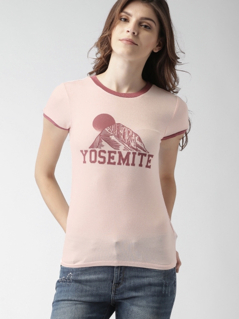 

FOREVER 21 Women Peach-Coloured Printed Round Neck T-Shirt